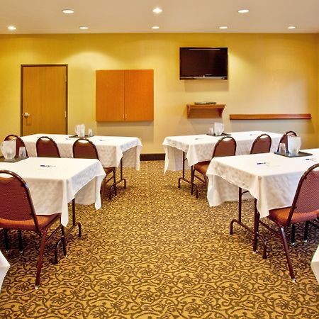 Holiday Inn Express Hotel & Suites Sheldon By Ihg Kültér fotó