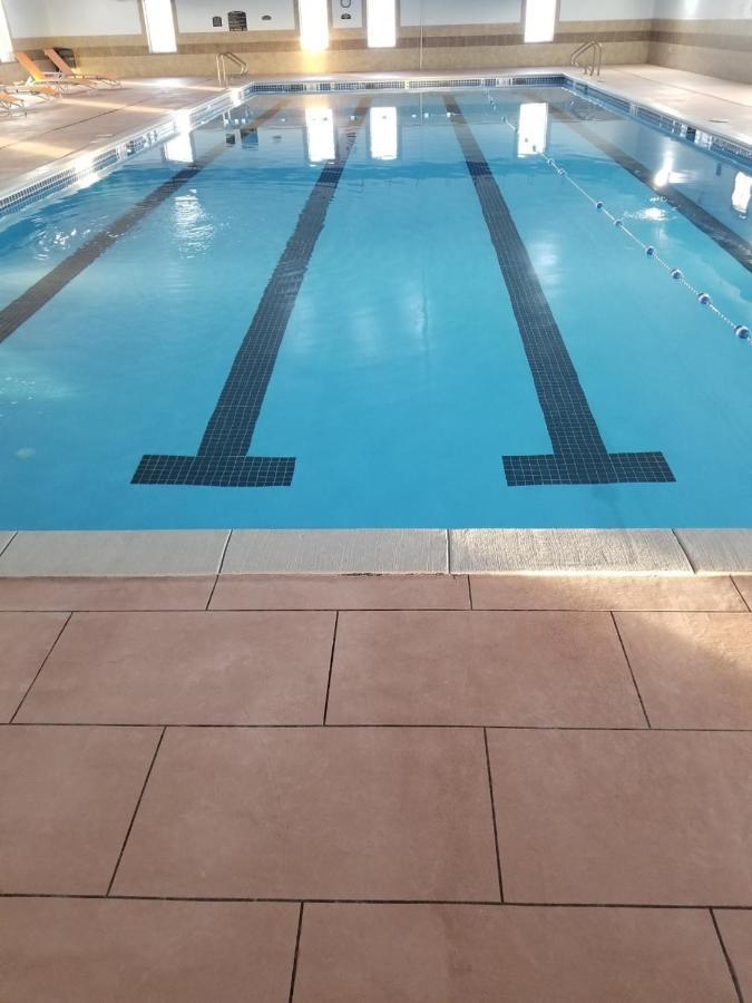 Holiday Inn Express Hotel & Suites Sheldon By Ihg Kültér fotó