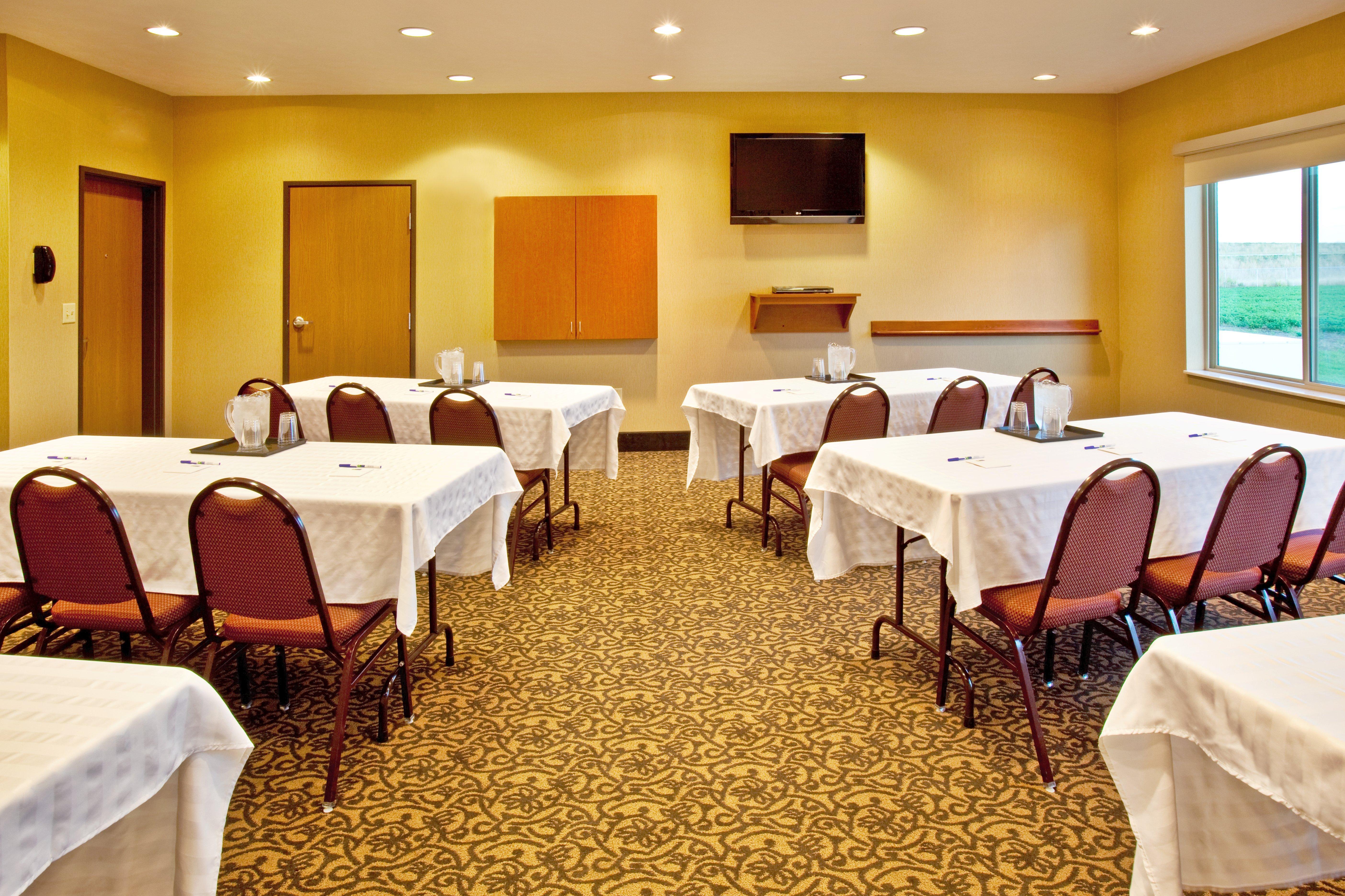 Holiday Inn Express Hotel & Suites Sheldon By Ihg Kültér fotó